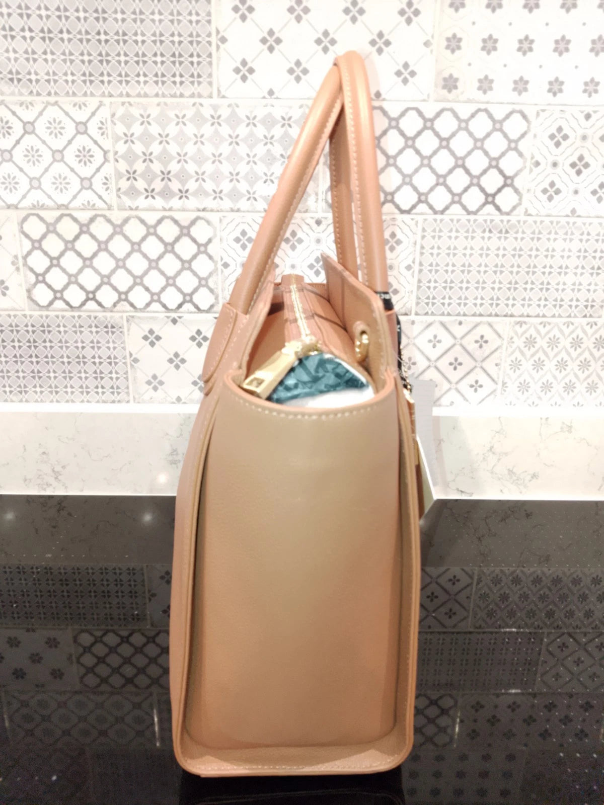 New Moncrief Brooke Latte Italian Leather Medium Handbag RRP £800 - Helsby Vintage