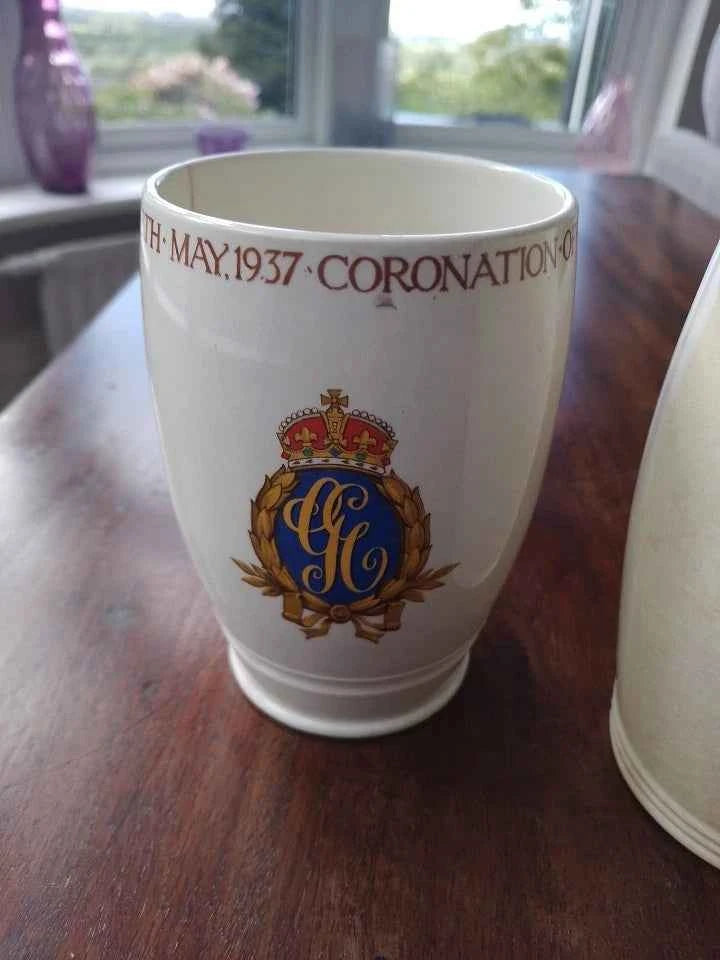 King George VI And Queen Elizabeth Coronation 1937 2 Beakers And 5 Mugs Cups - Helsby Vintage