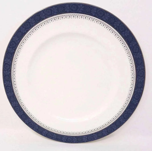Royal Doulton Sherbrooke Set of Six 10.5 Inch Dinner Plates - Helsby Vintage