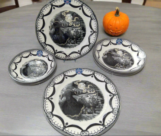 NEW Royal Stafford Spookyville Guardian Ghost Set Halloween 16 Pieces - Helsby Vintage