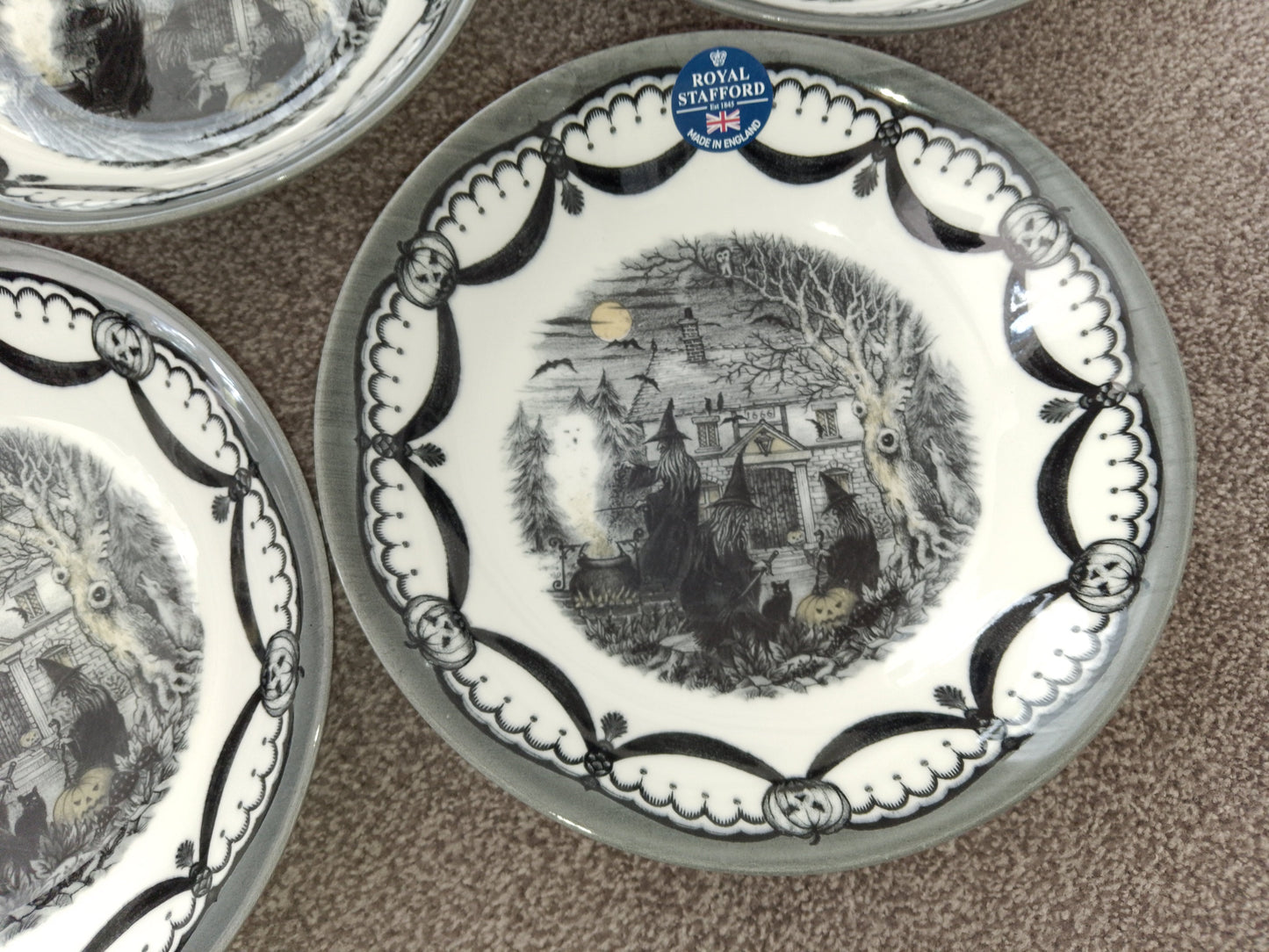 Set of 5 Royal Stafford Spookyville Witches Coven Halloween Pasta Bowls - Helsby Vintage