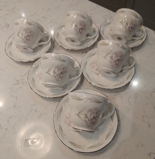 Royal Sutherland H M Set Of 6 Tea Cups And Saucers Carnations Vintage - Helsby Vintage