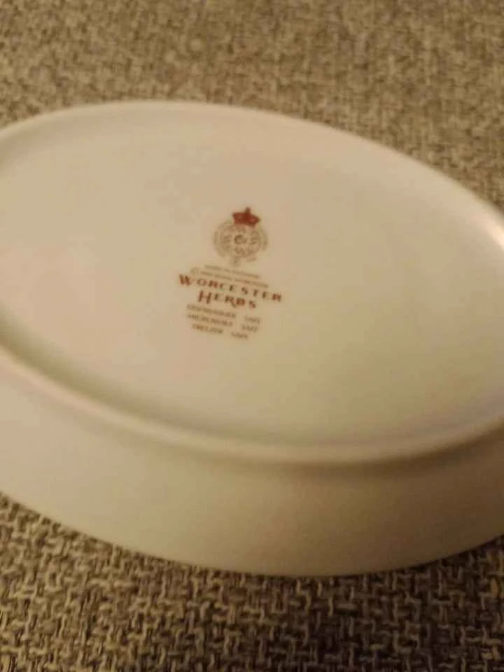 Royal Worcester Herbs, Gravy Boat Jug And Stand - Helsby Vintage