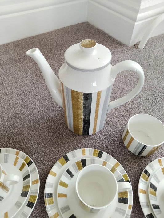 Midwinter Queensbury Coffee Set Stripe 17 Pieces Black Brown Stripe