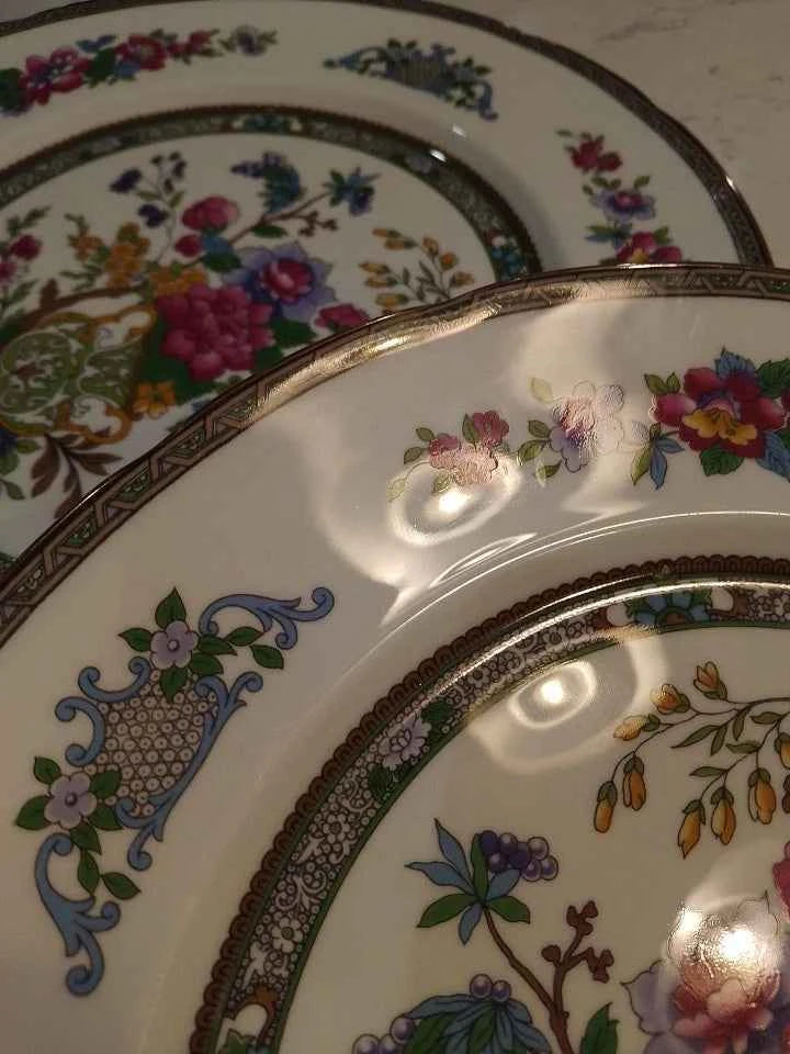 4 x Paragon - Tree Of Kashmir - Dinner Plates 27cm Appear New And Unused