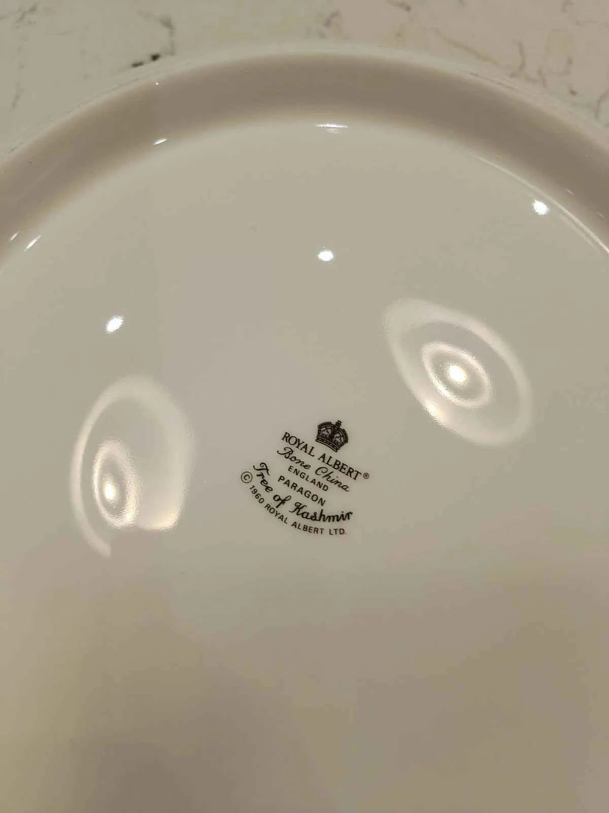 Paragon - Tree of Kashmir - Tureen 21cm - Lidded Handled Vegetable Serving Dish