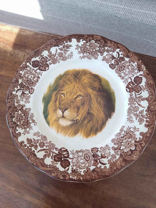 Royal Worcester Palissy  LION Game Series DINNER PLATE 11 1/2" VERY RARE