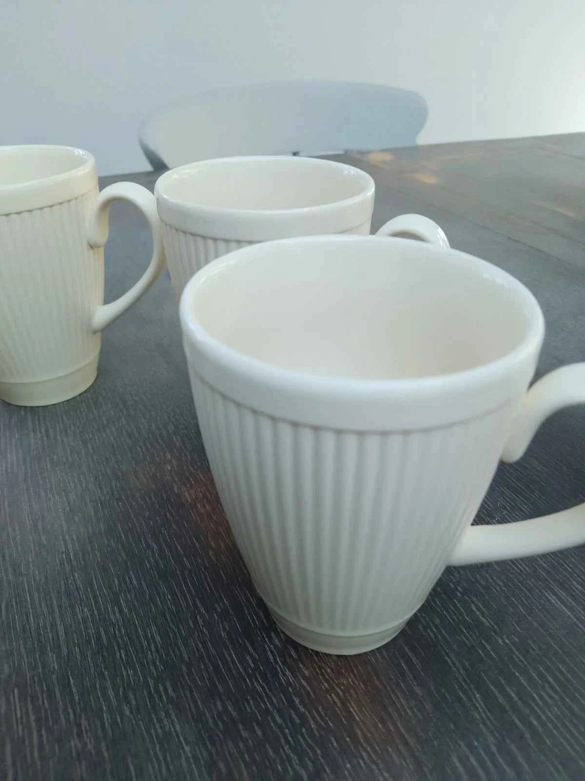Wedgwood Windsor Mugs x 4 Cream Ribbed Retro Design Excellent Condition Unused