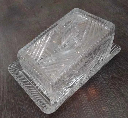 Vintage Crystal Glass Butter Or Cheese Dish With Lid Excellent Condition Large