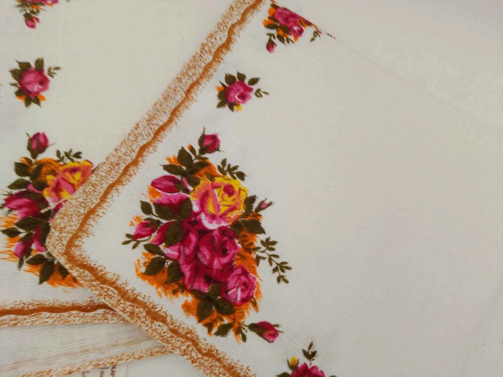 6 x Royal Albert Old Country Roses Napkins / Serviettes 42cm Linen Vintage RARE