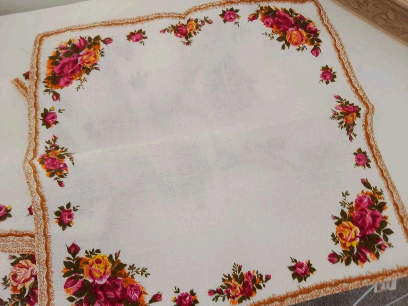 6 x Royal Albert Old Country Roses Napkins / Serviettes 42cm Linen Vintage RARE