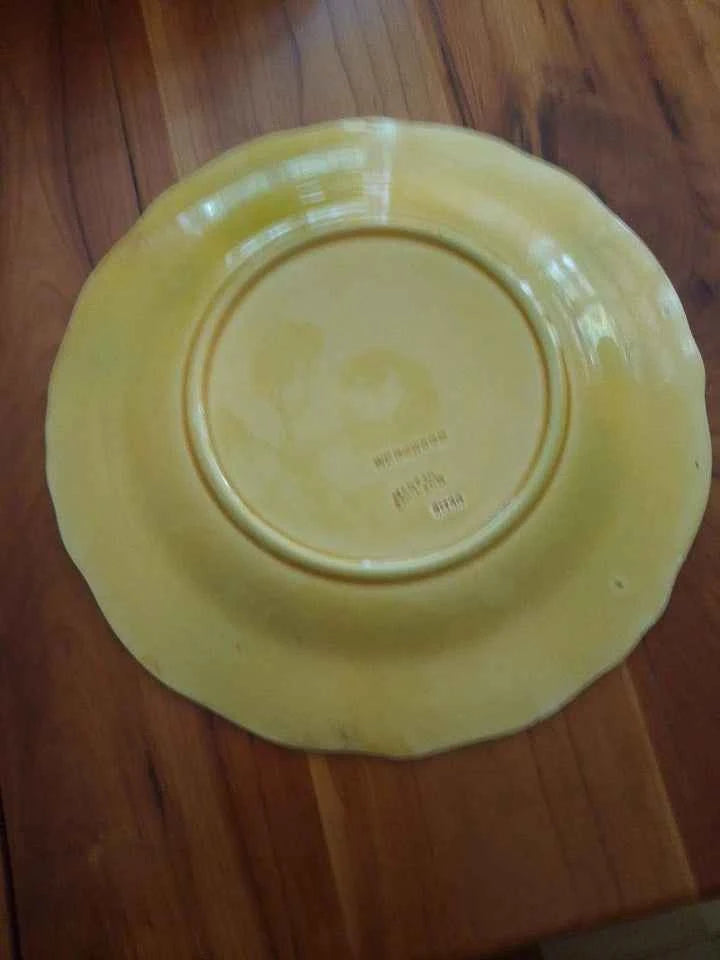 19th Century Green Majolica VINE Leaf Design Dessert Plate by Wedgwood. Antique