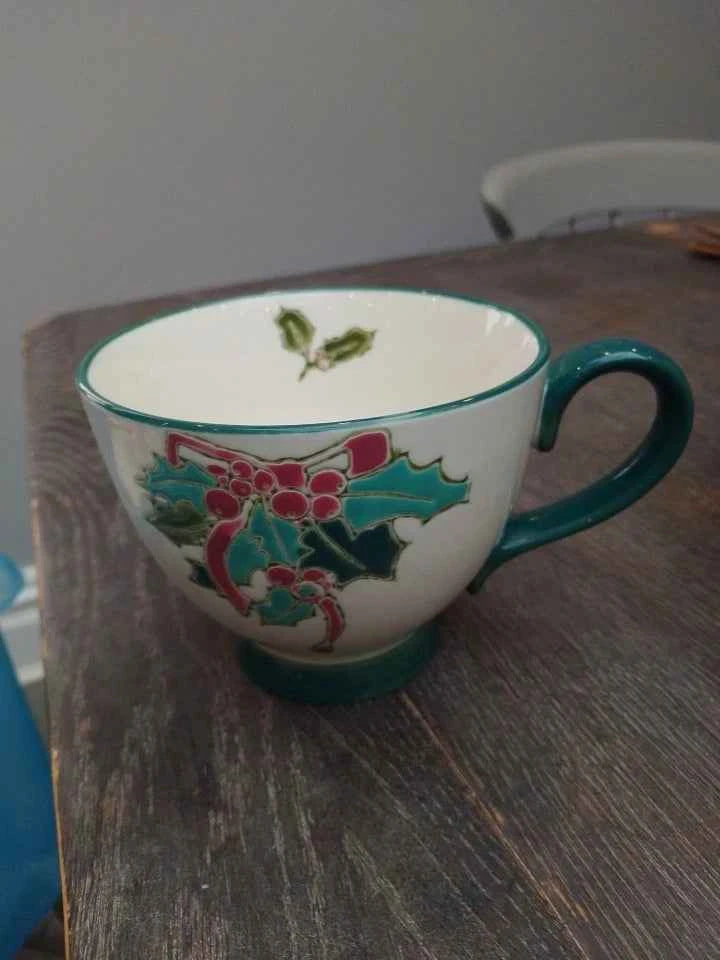 Joyye Christmas Holly Pattern Ceramic Large Tea Coffee Mug Cup Rare Design