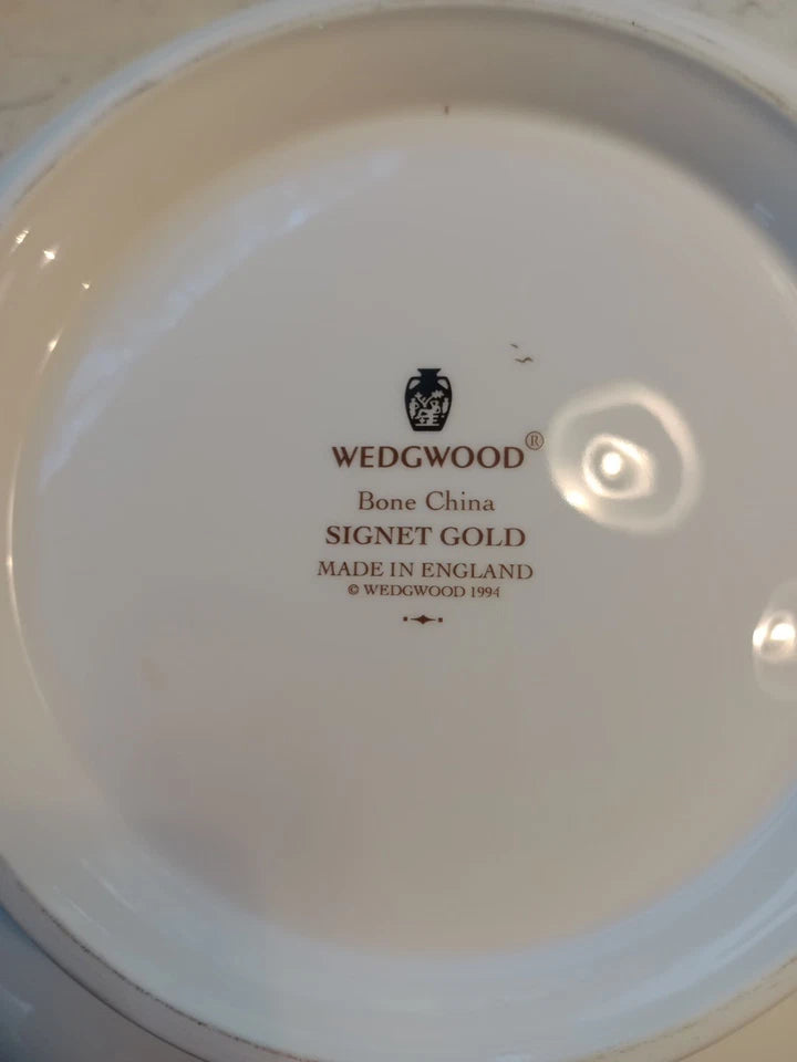 Wedgwood Signet Gold Tureen Lidded Vegetable Serving Dish