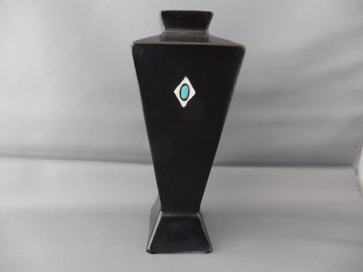 Vintage Shelley Black Celtic Bud Vase Rare Collectable - Helsby Vintage