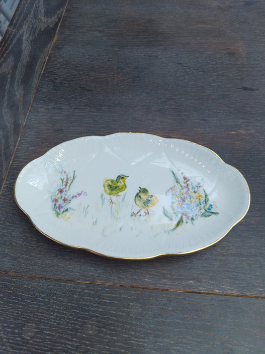Shelley Oval Dish With Hand-painted Chicks 7.5" Unusual and Rare - Helsby Vintage