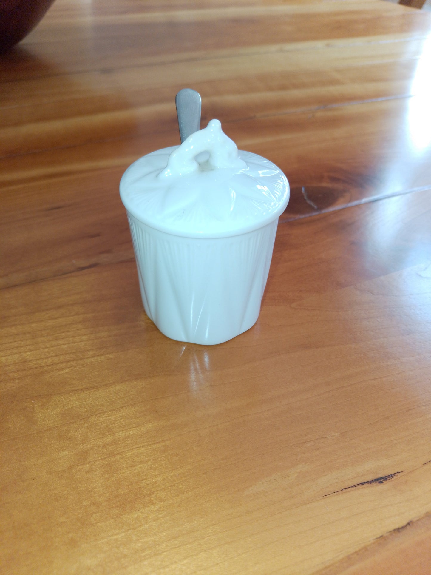 Shelley Rare Vintage Possibly Dainty Embossed Jam Pot With Spoon - Helsby Vintage