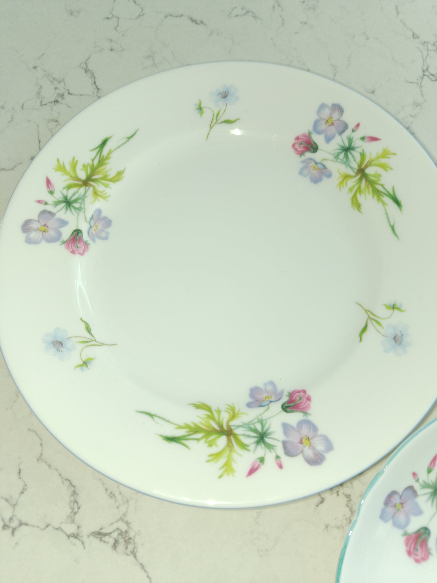 Shelley Vintage Trio Tea Cup, Saucer And Side Plate - Helsby Vintage