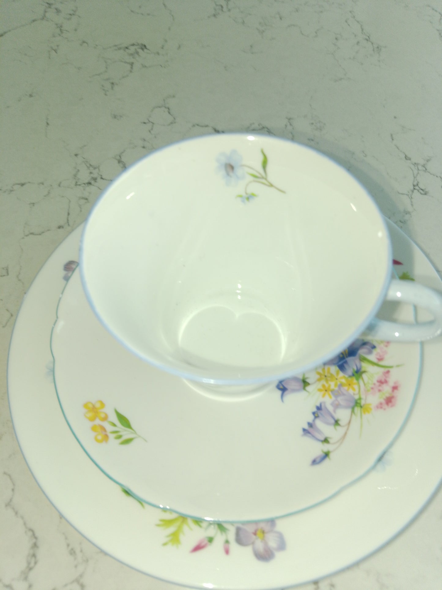 Shelley Vintage Trio Tea Cup, Saucer And Side Plate - Helsby Vintage