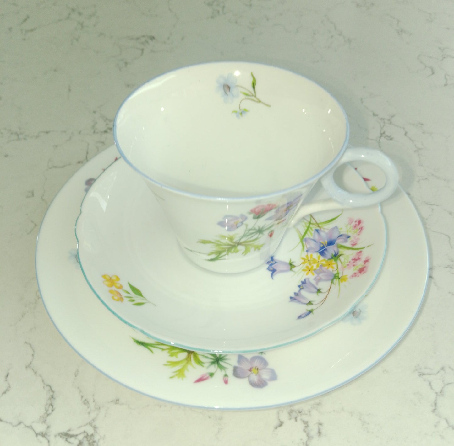 Shelley Vintage Trio Tea Cup, Saucer And Side Plate - Helsby Vintage