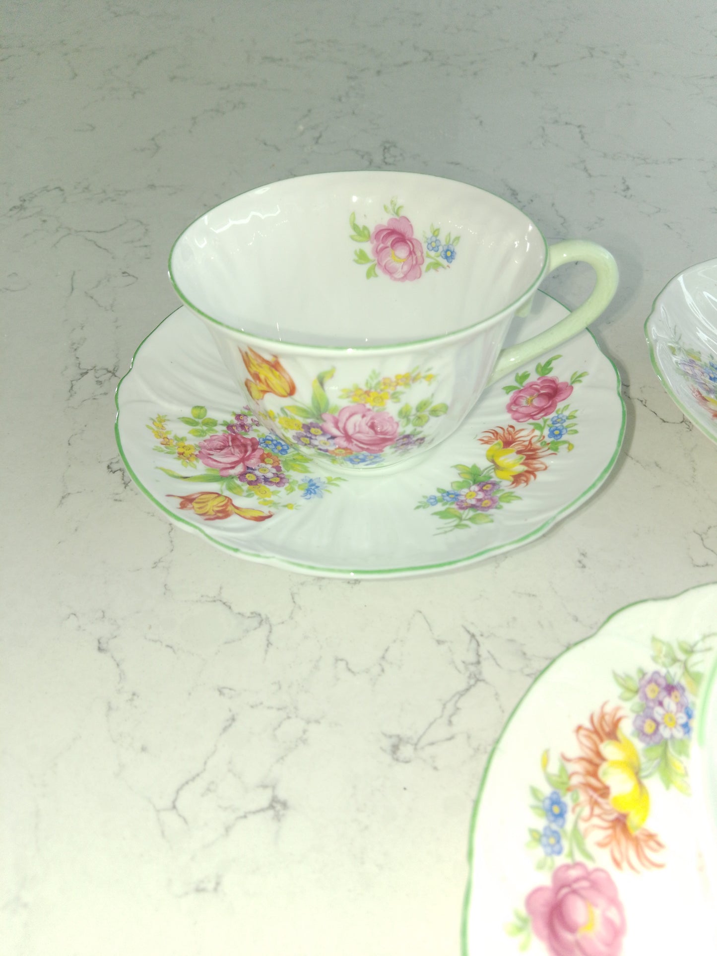 Shelley Vintage Set Of Three Teacups And Saucers - Helsby Vintage