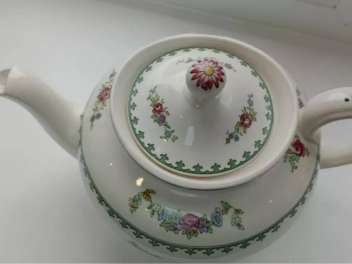 Spode Copeland Vienna Bird Teapot - Vintage Antique Ceramic - Helsby Vintage