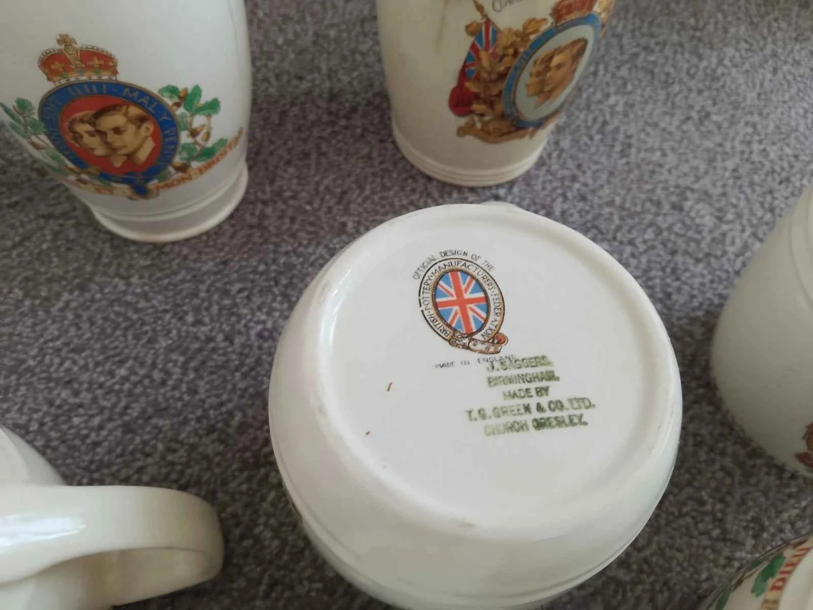 King George VI And Queen Elizabeth Coronation 1937 2 Beakers And 5 Mugs Cups - Helsby Vintage