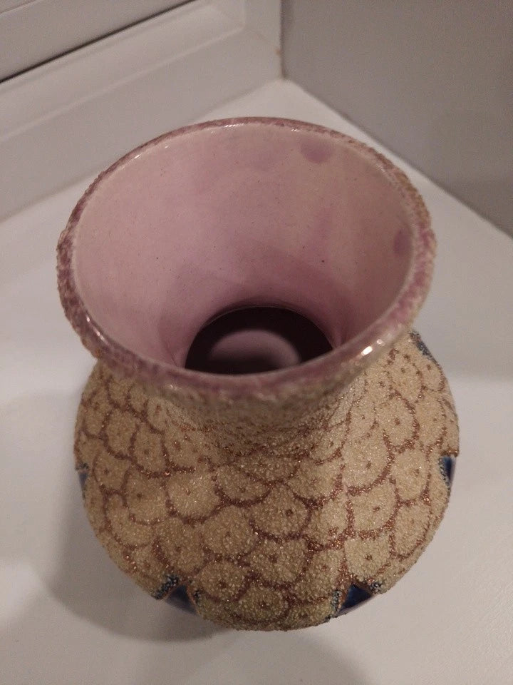 Thomas Forester coralene vase with textured beige and brown pattern and pink interior rim