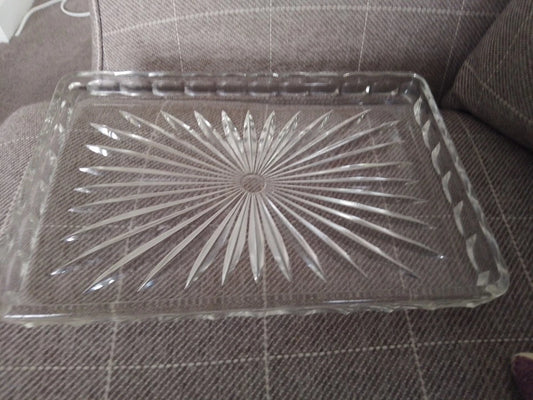 Unbranded vintage glass dressing table tray with intricate starburst pattern and clear rectangular design