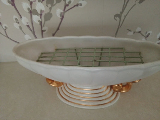 Vintage Gilt Mantel Vase Wade 1950s Scallop Stepped Scroll Handle Dried Flowers - Helsby Vintage