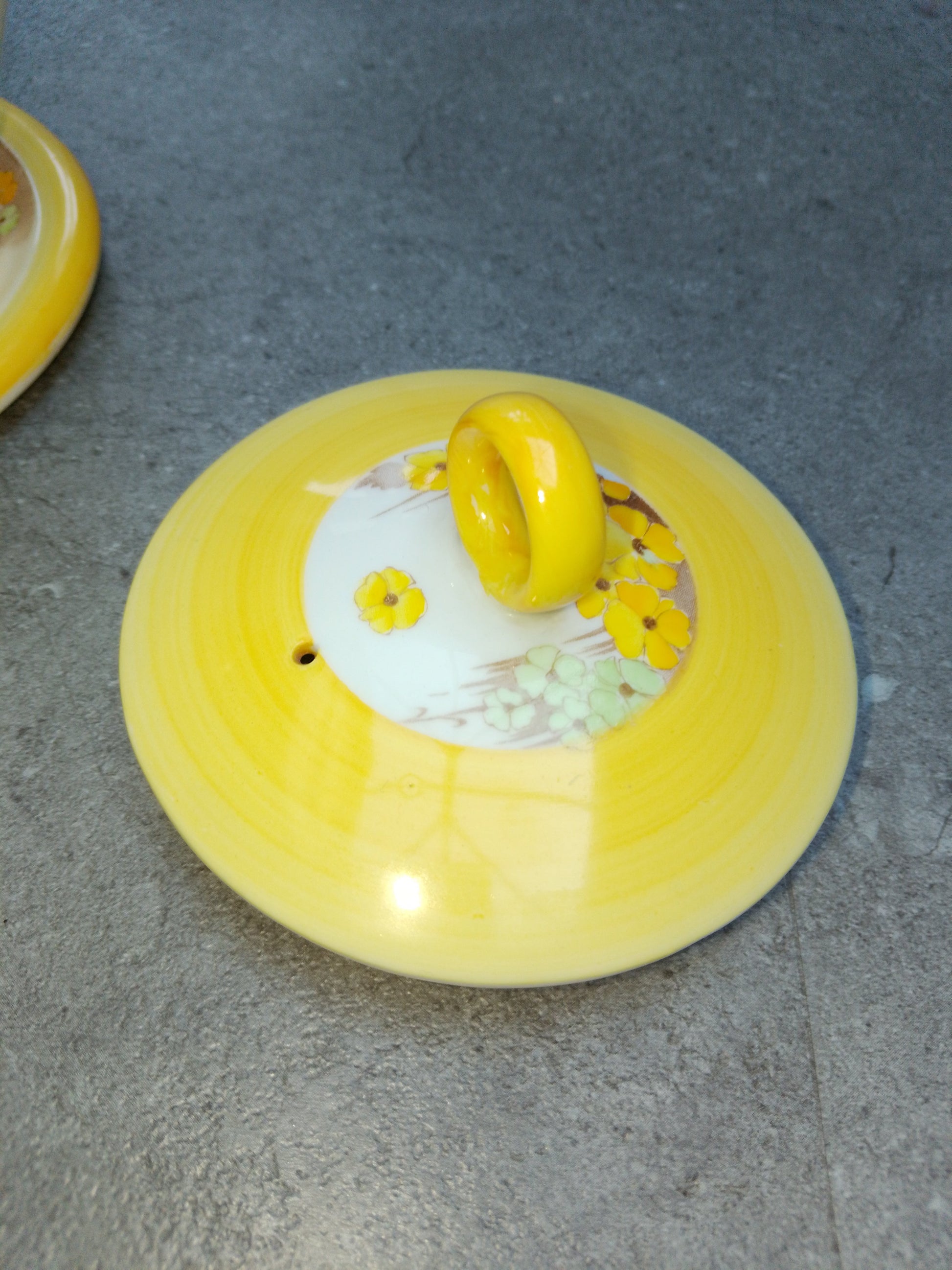 Shelley Yellow Phlox Teapot And Stand No W 12190 Regent Art Deco - Helsby Vintage