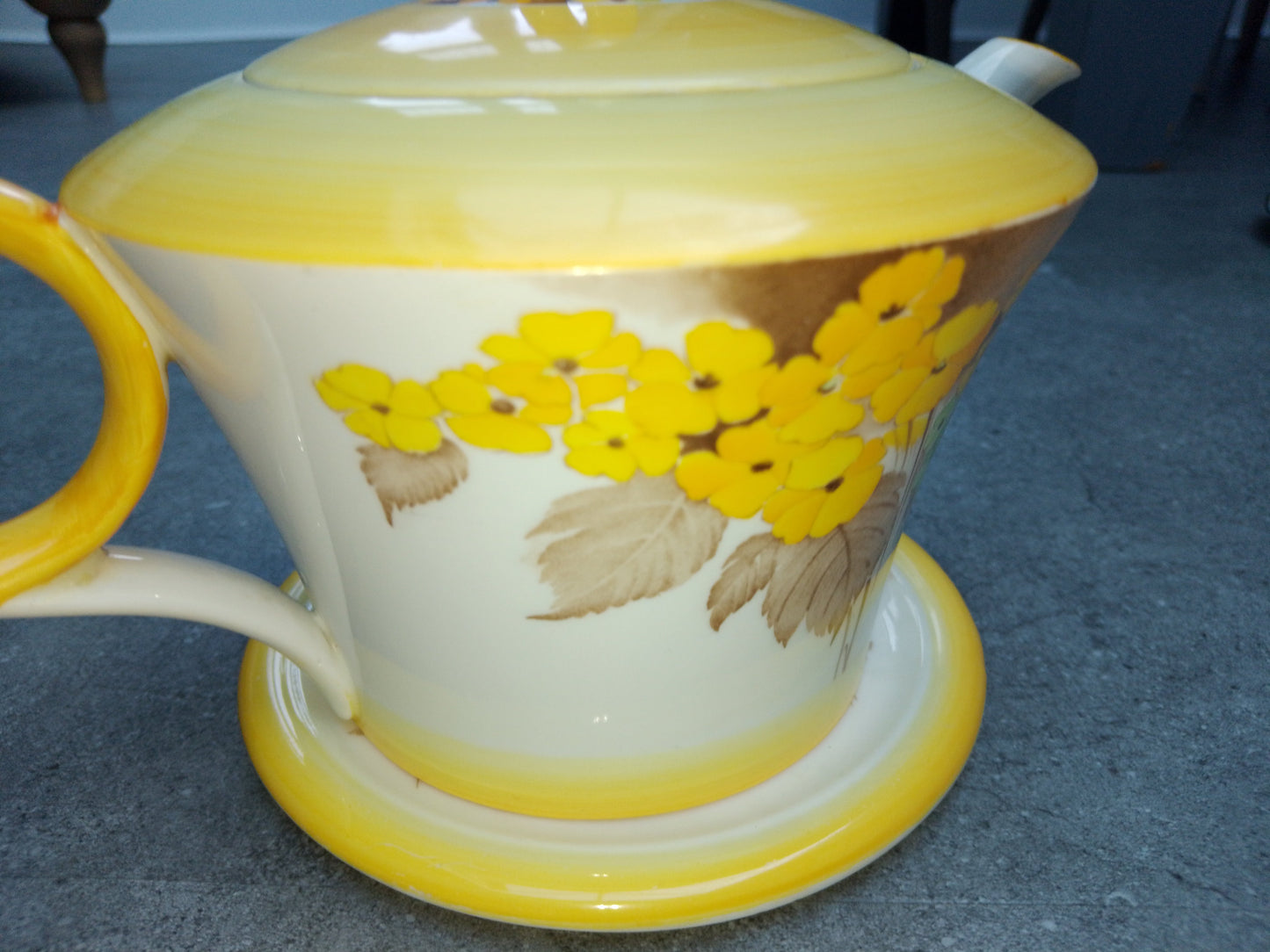 Shelley Yellow Phlox Teapot And Stand No W 12190 Regent Art Deco - Helsby Vintage