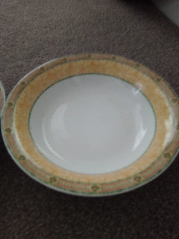 Wedgwood Home Florence Pasta Bowl Size 8.5" - Helsby Vintage