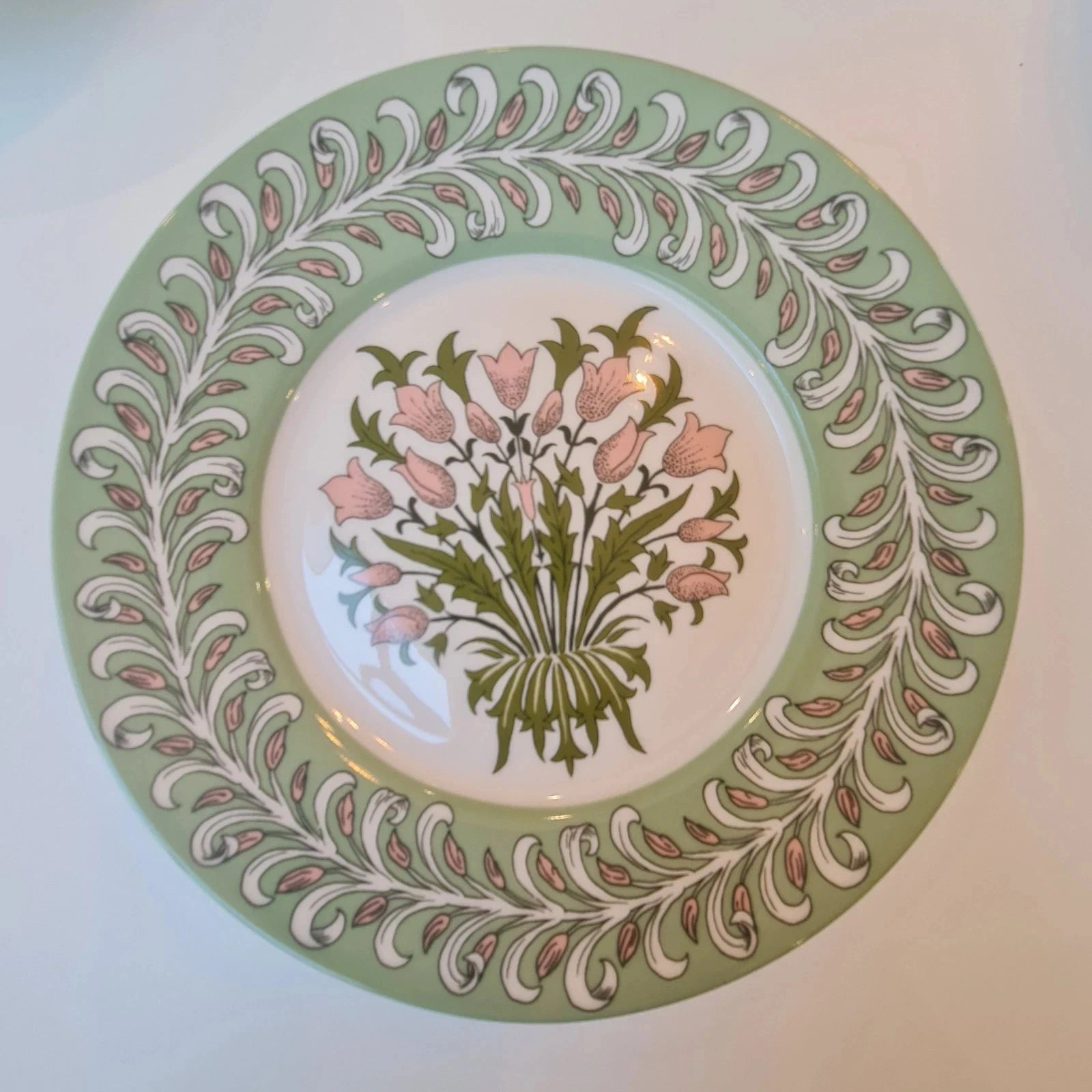 NEW William Morris Set Of 4 Dessert Plates Set Green White Pink Floral - Helsby Vintage